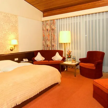 Burghotel Hotel 3*
