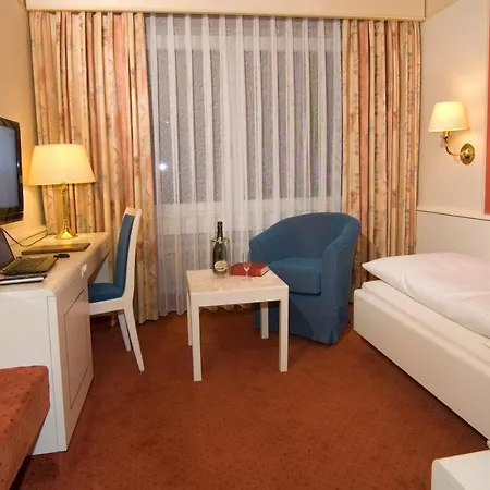 Burghotel Hotel 3*