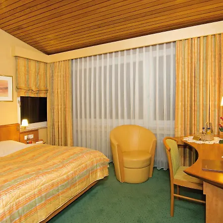 Hotel Burghotel 3*