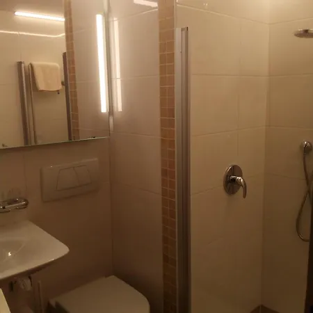 Burghotel Hotel 3*
