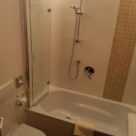 Hotel Burghotel 3*